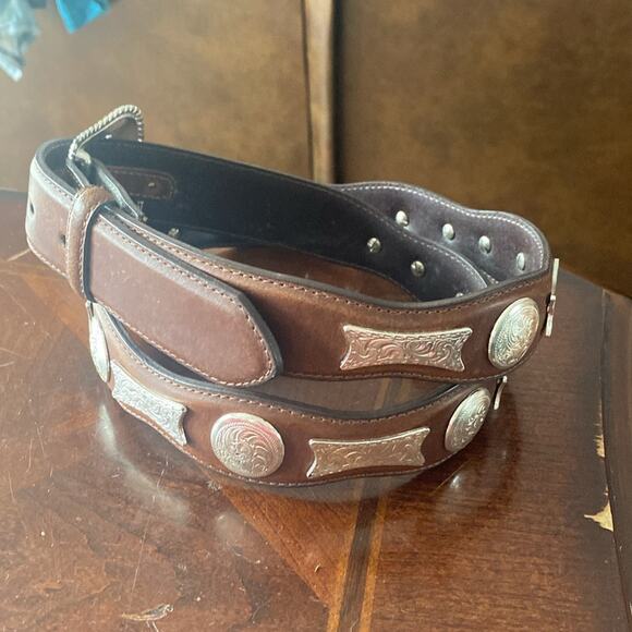 NWT Nocona concho leather brown size 42 men’s belt - Picture 2 of 8